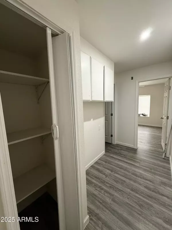 Glendale, AZ 85301,8595 N 71St Avenue #111