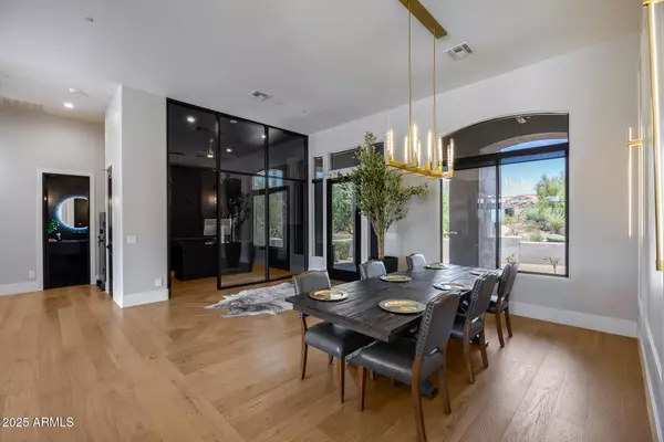 Scottsdale, AZ 85255,7967 E CAMINO VIVAZ --