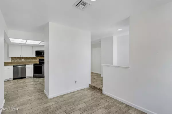 Phoenix, AZ 85035,2515 N 43RD Drive