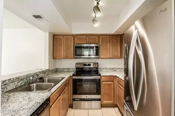 Mesa, AZ 85202,1331 W BASELINE Road #102