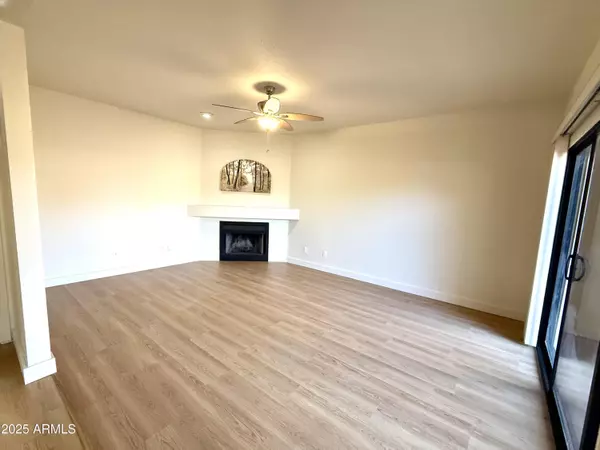 Scottsdale, AZ 85254,5640 E BELL Road #1010