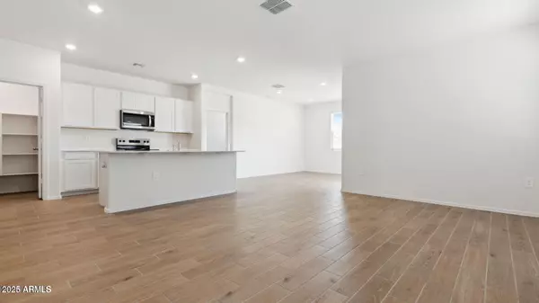 Wittmann, AZ 85361,25499 N 183RD Drive