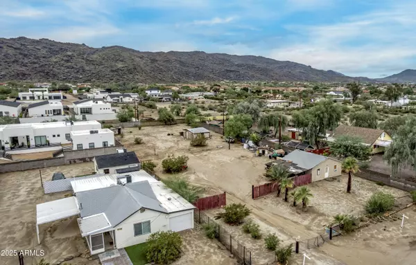 Phoenix, AZ 85042,2241 E DESERT Lane