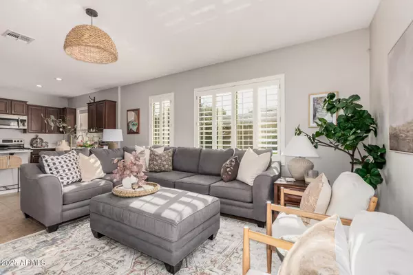 Gilbert, AZ 85298,6746 S GOLDFINCH Drive