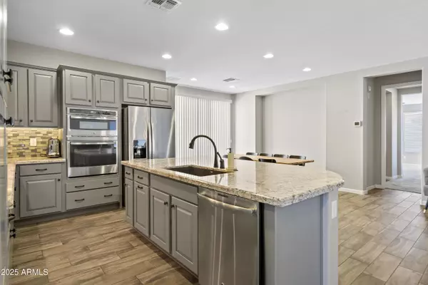 Wickenburg, AZ 85390,3921 GOLD RIDGE Road