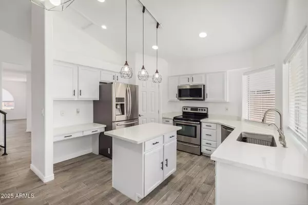 Mesa, AZ 85209,7419 E MEDINA Avenue