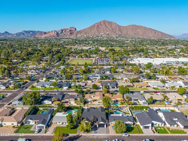 Phoenix, AZ 85018,5420 E VERDE Lane