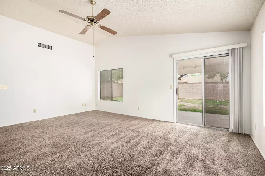 10734 W RUTH Avenue, Peoria, AZ 85345