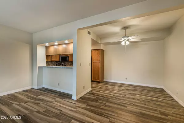 Scottsdale, AZ 85258,9708 E VIA LINDA -- #1337