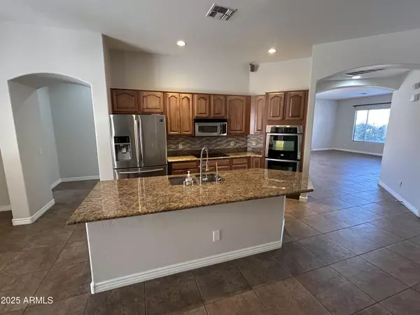 Phoenix, AZ 85085,26706 N 24TH Drive