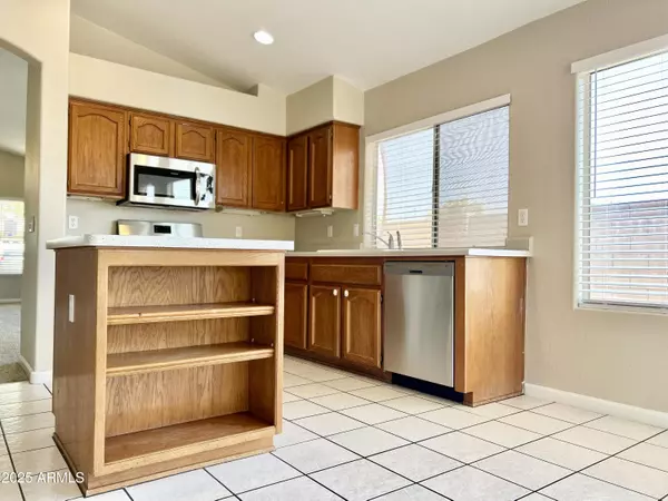 Gilbert, AZ 85233,437 W SAN ANGELO Street