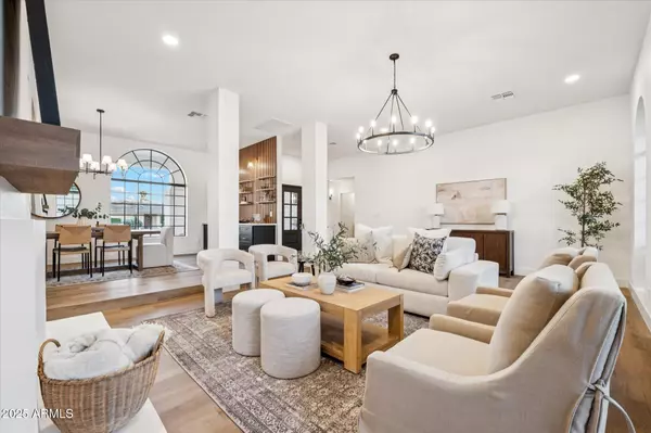 Scottsdale, AZ 85254,6208 E PARADISE Lane