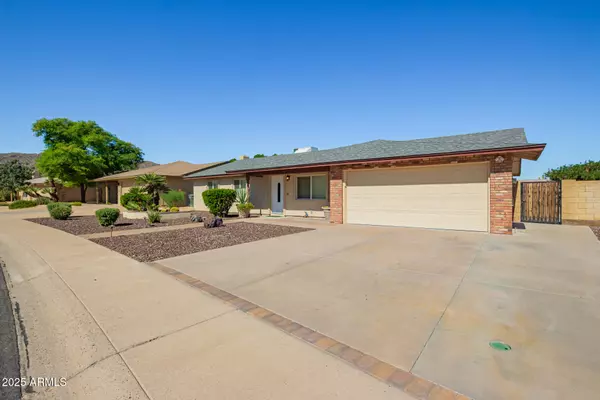 Phoenix, AZ 85044,11825 S COCONINO Street