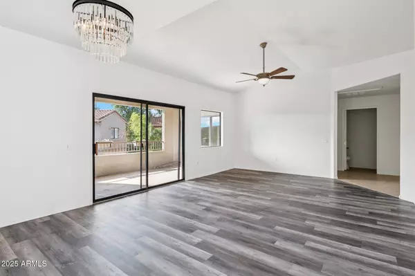 Scottsdale, AZ 85260,15225 N 100 th Street #2210