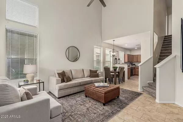 42424 N GAVILAN PEAK Parkway #14104, Anthem, AZ 85086