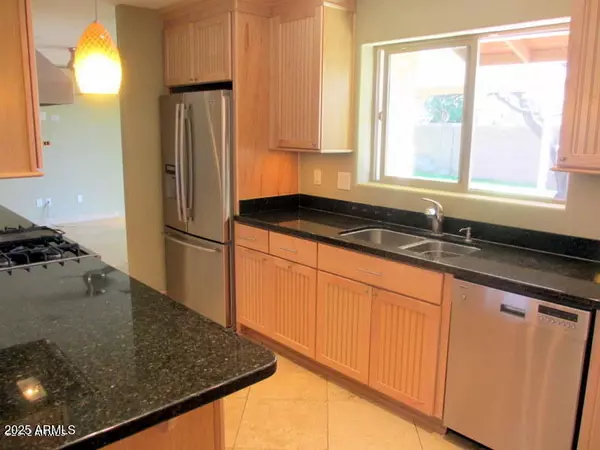 Phoenix, AZ 85016,3015 E MONTECITO Avenue