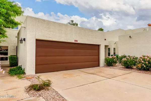 Phoenix, AZ 85028,11615 N 40TH Way