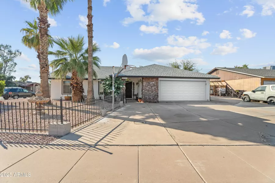 1668 S BRIAR --, Mesa, AZ 85204