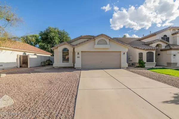 527 E Kyle Court, Gilbert, AZ 85296
