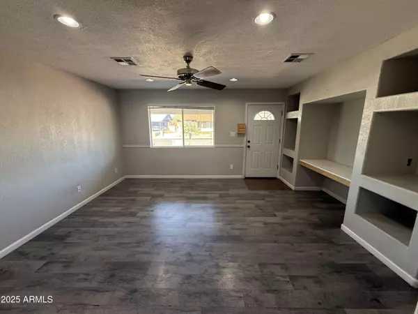 Glendale, AZ 85303,7727 W MEDLOCK Drive