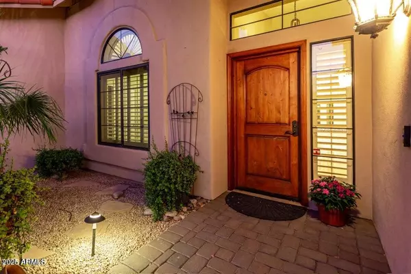 Scottsdale, AZ 85258,10741 E PALOMINO Road