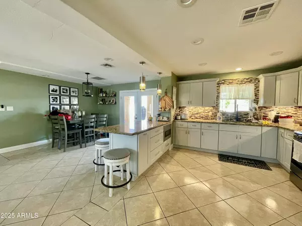 Phoenix, AZ 85008,1245 N Oakleaf Drive