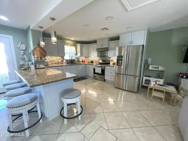 Phoenix, AZ 85008,1245 N Oakleaf Drive