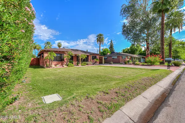 Phoenix, AZ 85016,1808 E LUKE Avenue