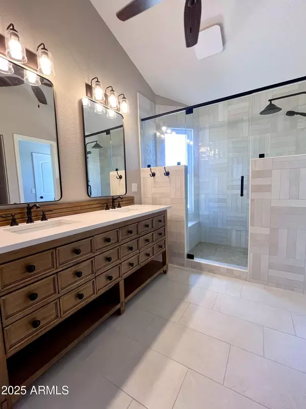 Scottsdale, AZ 85254,4924 E HILLERY Drive