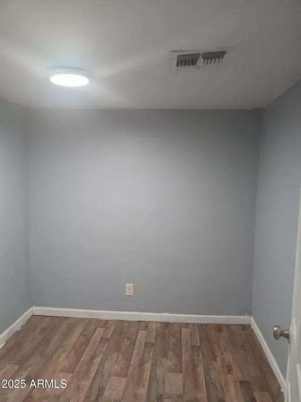Phoenix, AZ 85041,5644 S 42 Drive