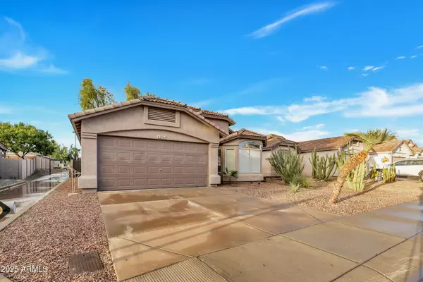 Phoenix, AZ 85032,2704 E ANDERSON Drive