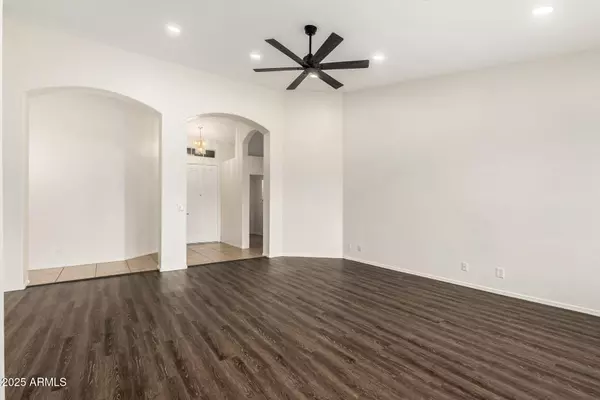 Gilbert, AZ 85296,1314 S Larkspur Street