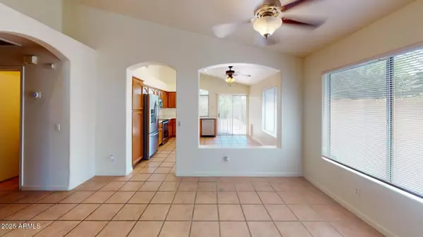 Gilbert, AZ 85233,483 W ENCINAS Street