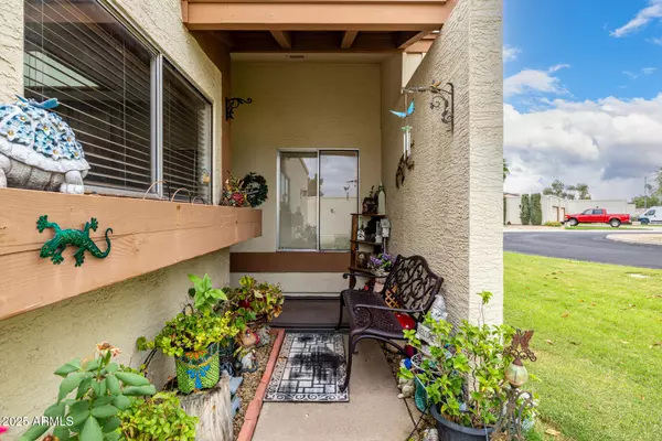 Phoenix, AZ 85029,2539 W PERSHING Avenue