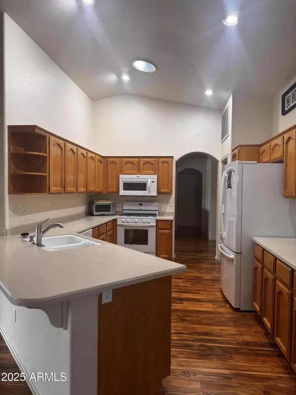Goodyear, AZ 85395,15671 W PICCADILLY Road