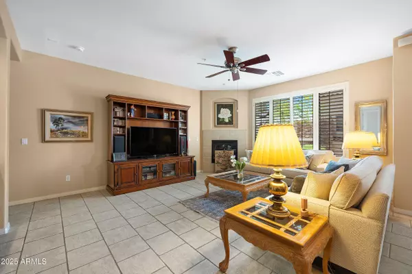 Mesa, AZ 85207,7445 E EAGLE CREST Drive #1143