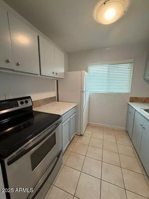 Scottsdale, AZ 85257,815 N HAYDEN Road #B210