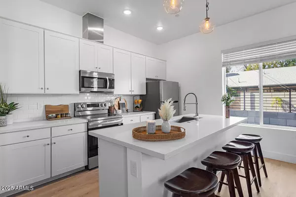 Phoenix, AZ 85014,1247 E Colter Street #1