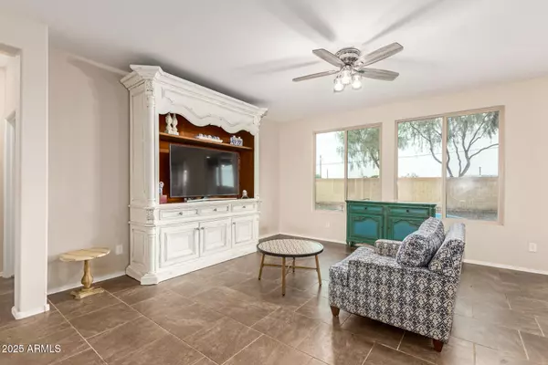 San Tan Valley, AZ 85143,800 W DANISH RED Trail