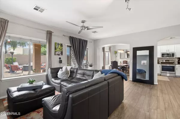 1019 W KOWALSKY Lane, Phoenix, AZ 85041