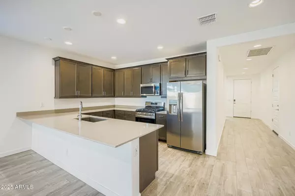 Surprise, AZ 85387,16760 W CHARLOTTE Drive