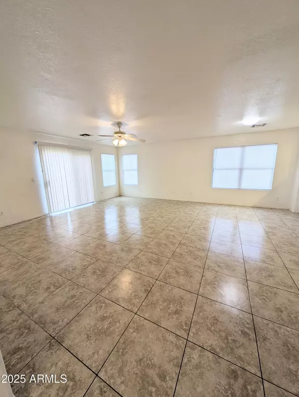 Mesa, AZ 85209