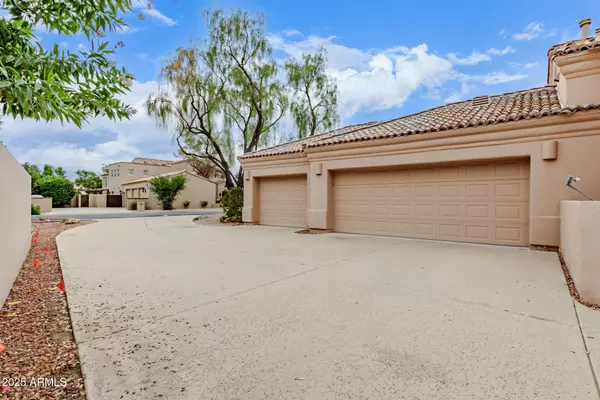 Chandler, AZ 85224,700 N DOBSON Road #11