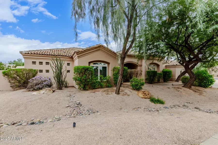 700 N DOBSON Road #11, Chandler, AZ 85224