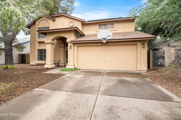 3905 E MONTE CRISTO Avenue, Phoenix, AZ 85032