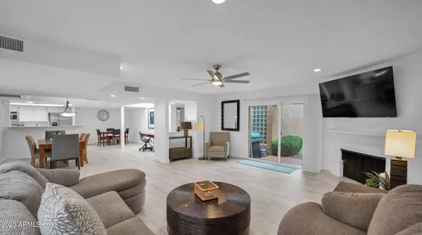 Scottsdale, AZ 85258,8095 E VIA DEL DESIERTO --