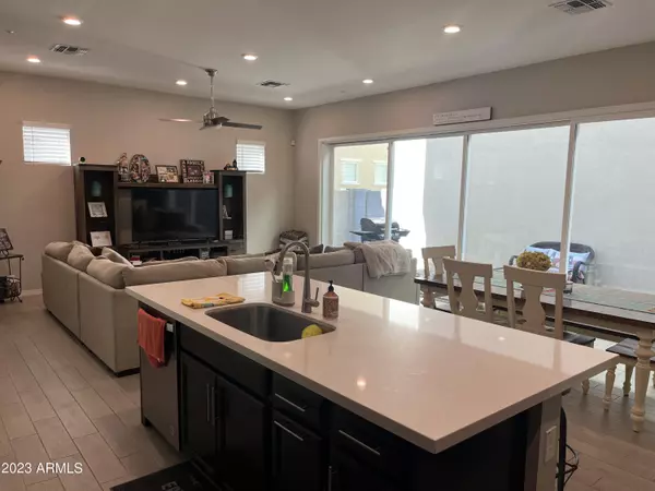 Gilbert, AZ 85295,1557 E MEGAN Street