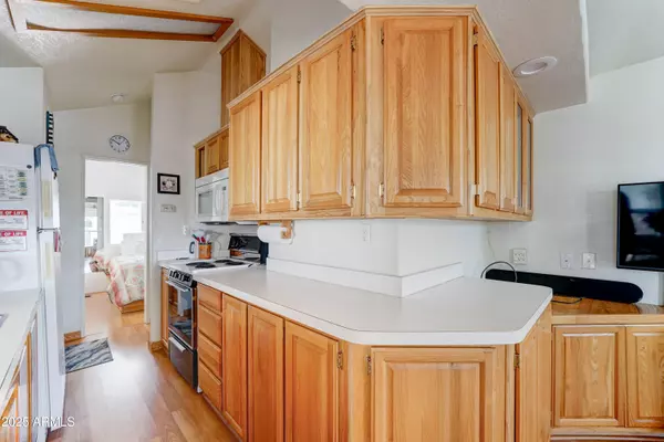 Mesa, AZ 85206,111 S GREENFIELD Road #552