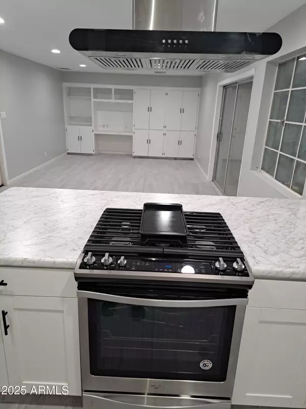 Scottsdale, AZ 85257,7249 E LATHAM Street