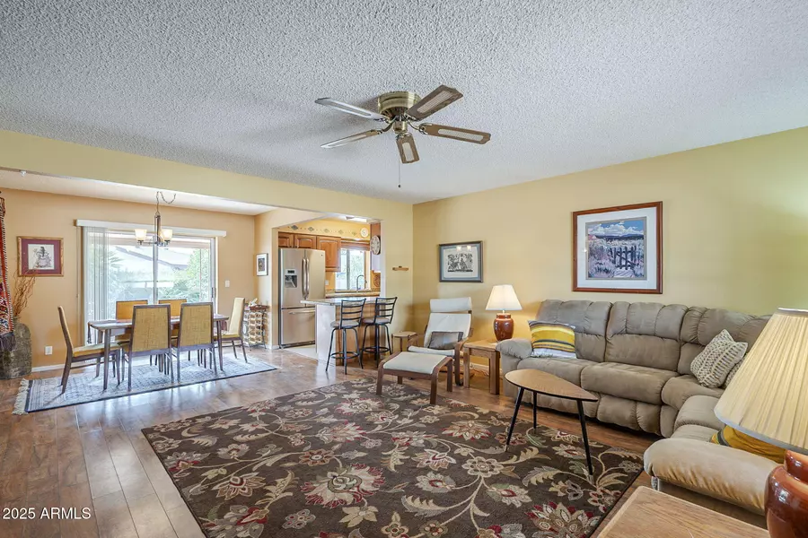 8247 E KILAREA Avenue, Mesa, AZ 85209